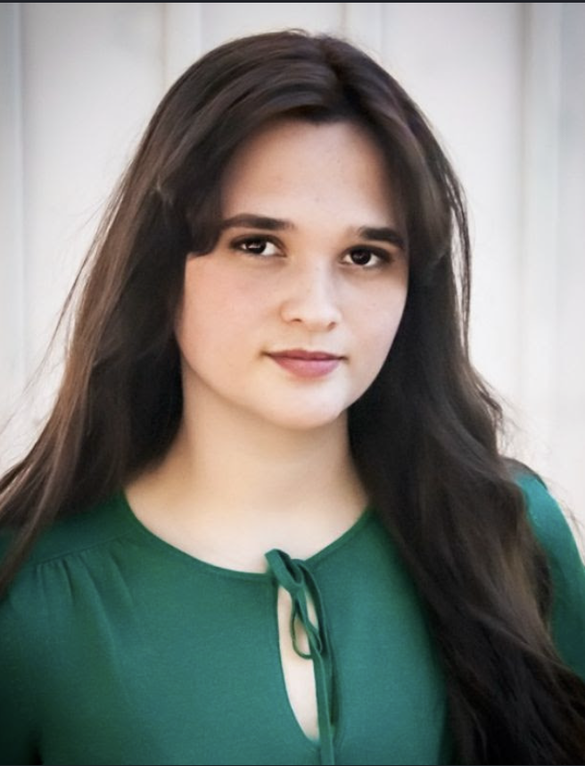 Gabriella Roberts headshot